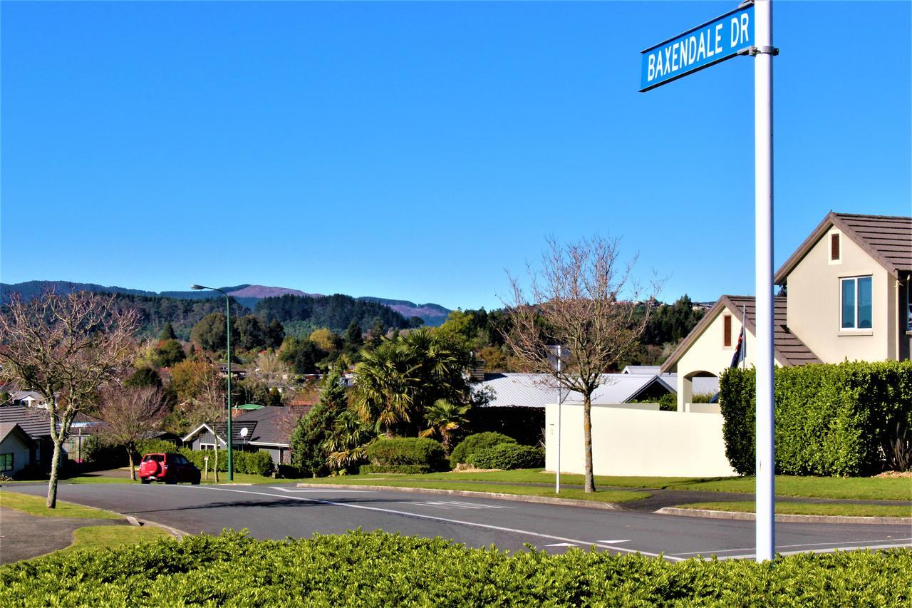 Between The Mountains Rotorua Exterior photo